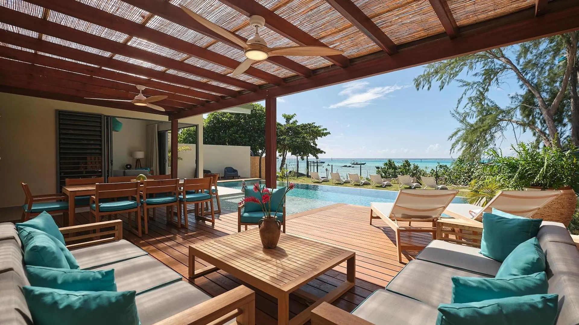 Moorea Beach Villas Haapiti 0*,